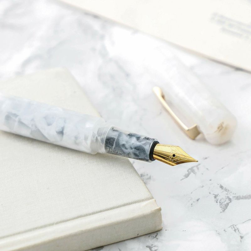Marbled Fountain Pen by Attaché