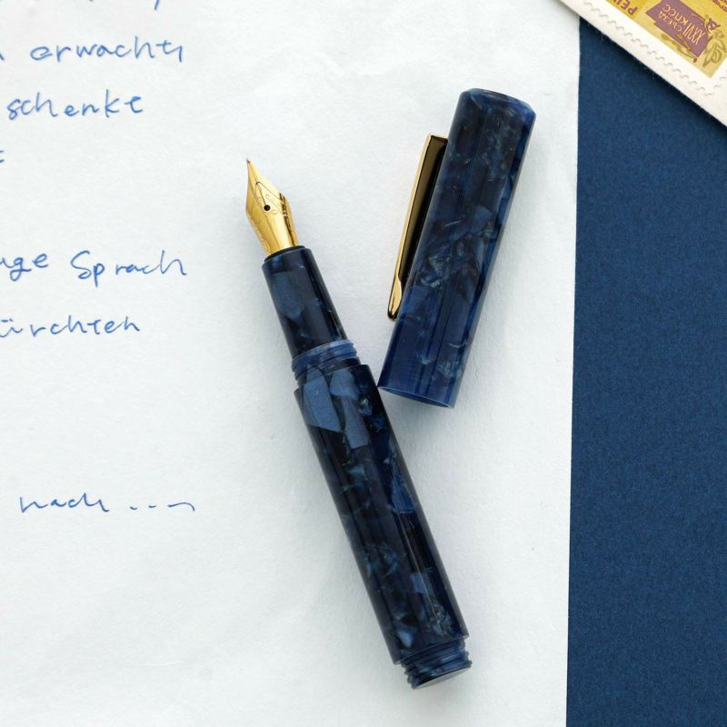 Marbled Fountain Pen by Attaché