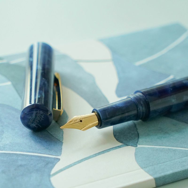 Marbled Fountain Pen by Attaché