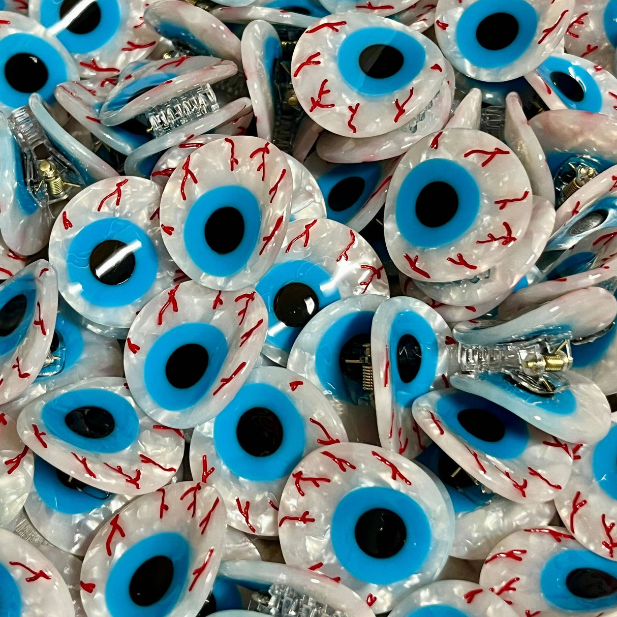 Eyeball Mini Claws