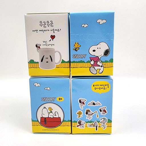 Peanuts Snoopy Cup Figure Blind Box