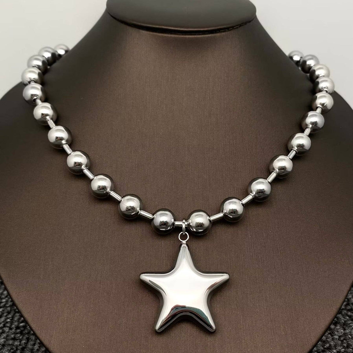 Big Star Charm Metal Beaded Necklace