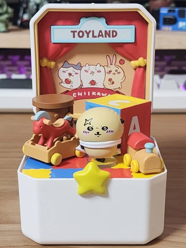 Chiikawa Random Compact Concept Shop