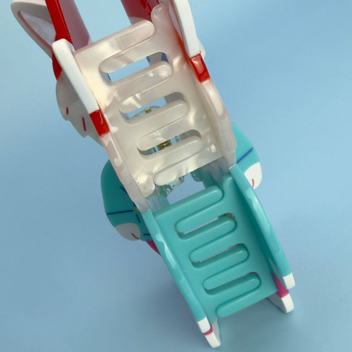 Cat Garden Gnome Hair Claw