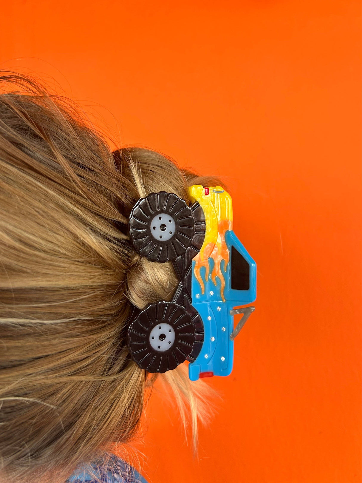 Babe Digger Monster Truck Hair Claw