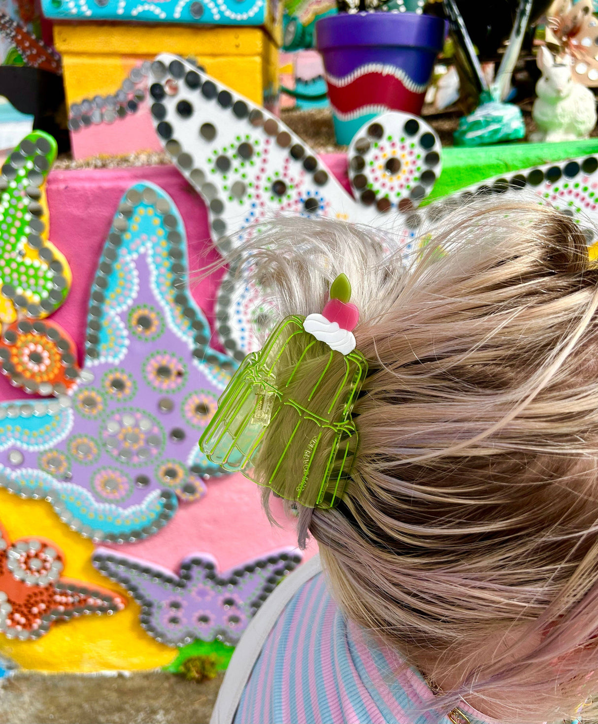 Jello Mold Hair Claw