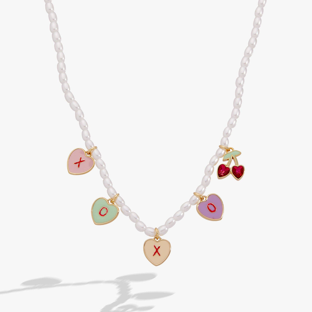 Sweethearts® ‘XOXO’ Heart Charm Pearl Beaded Necklace