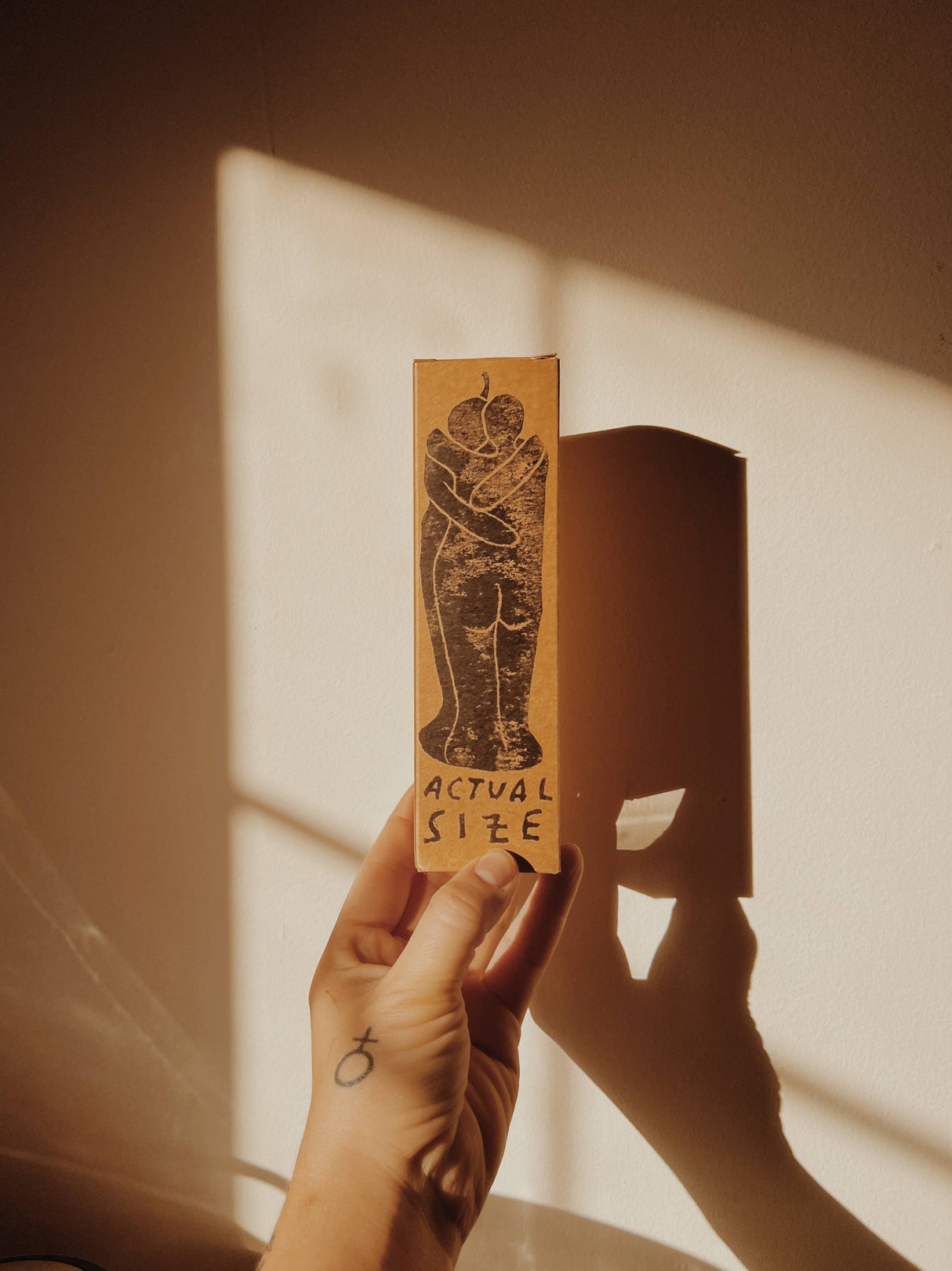 Handmade Natural Beeswax Hug Candle