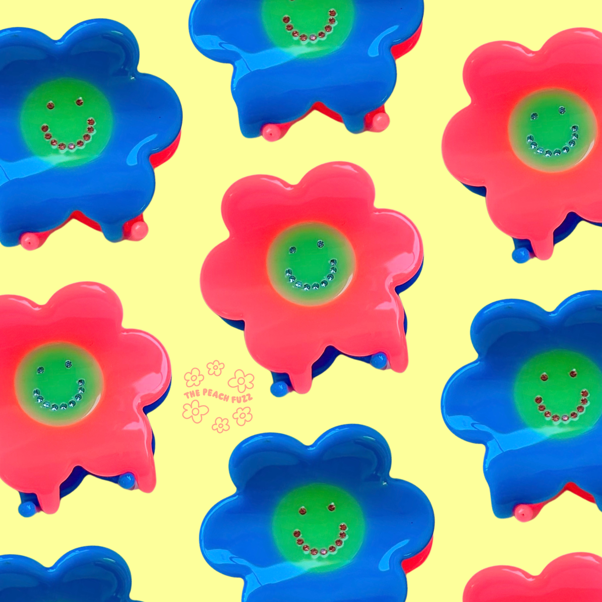 Smiley Flower Mini Hair Claw