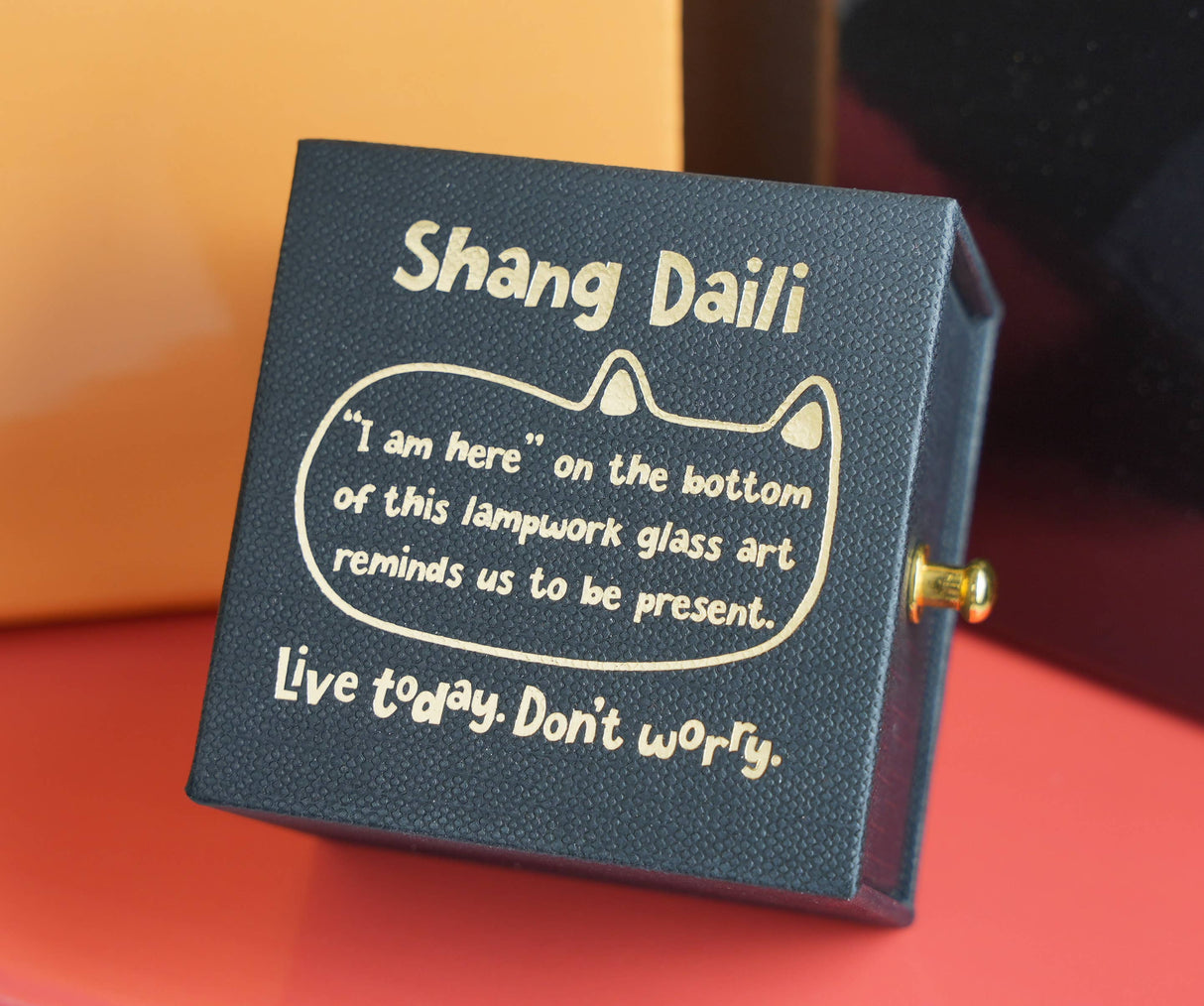 'I am here' handmade Lamp work glass black cat figurine