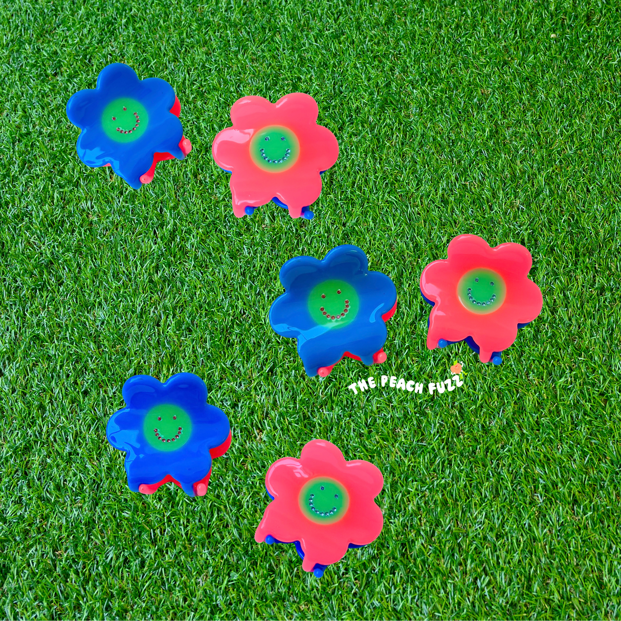 Smiley Flower Mini Hair Claw