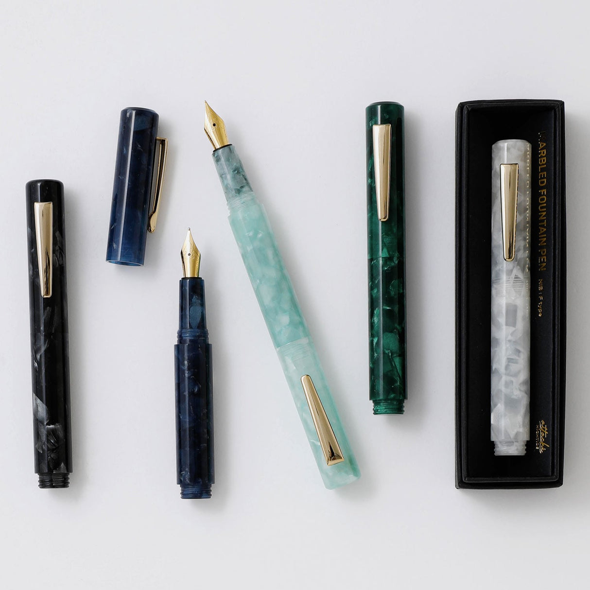 Marbled Fountain Pen by Attaché