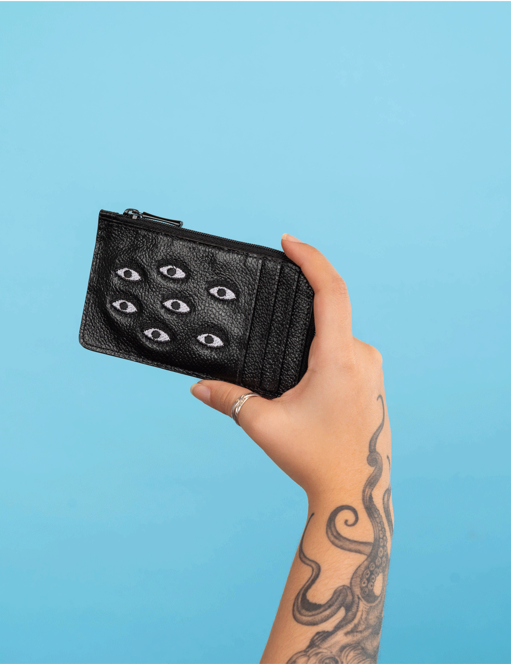 Fausto Black Leather Zip-around Cardholder - All Over Eyes