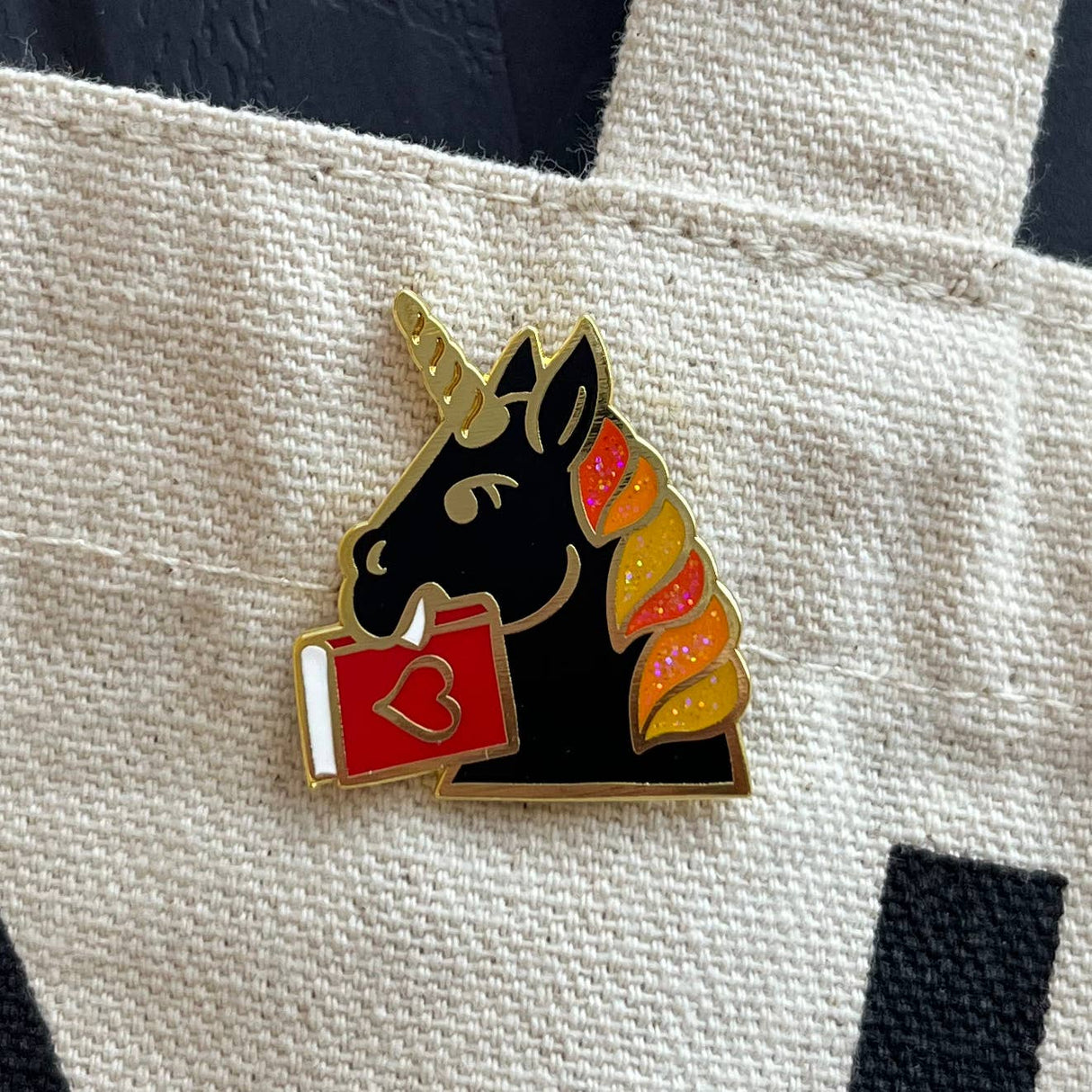 Bookish Unicorn enamel pin - Medieval Fantasy