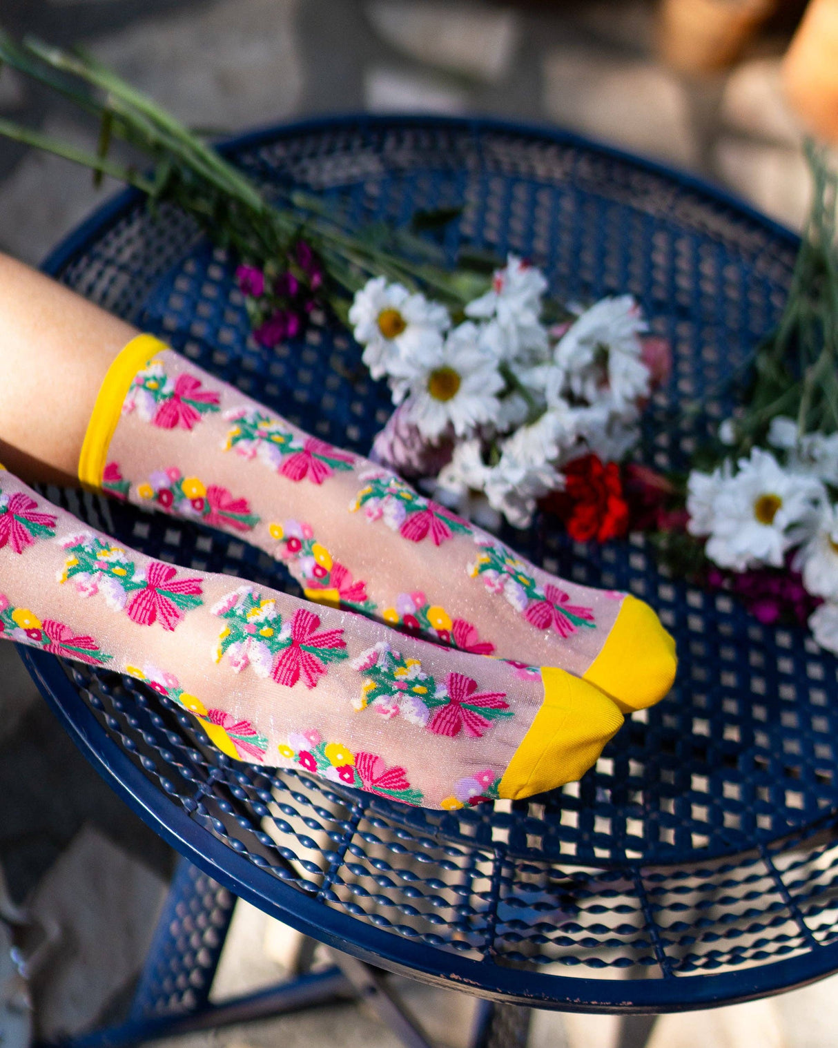 Bouquets All Day Shimmer Sheer Crew Sock