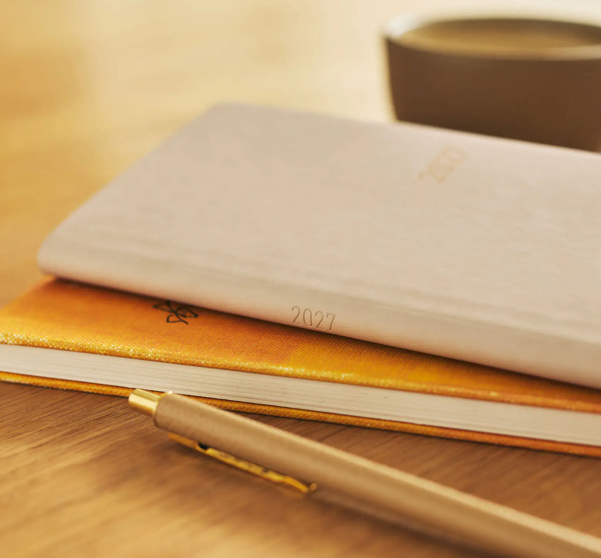 PREORDER: Hobonichi Techo 2027 Weeks Smooth