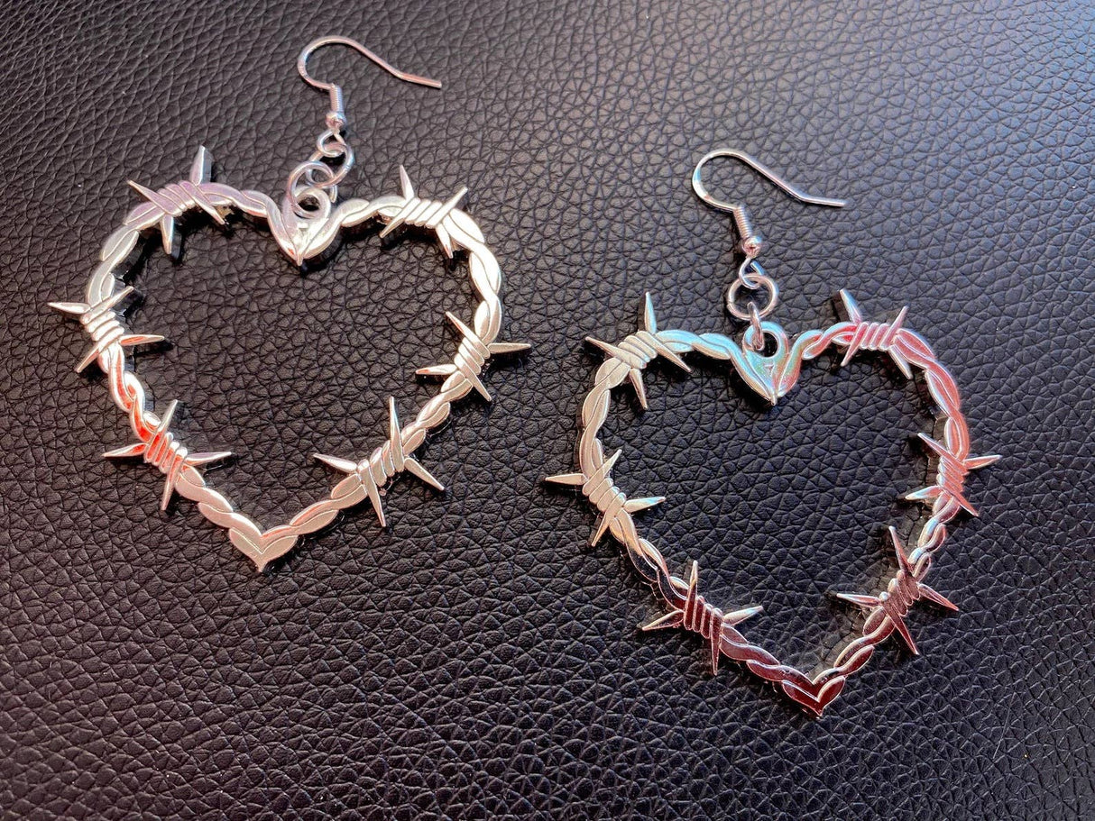 Barbed Wire Heart Earrings - Silver
