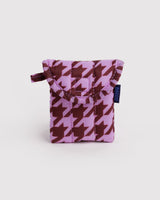 Puffy Earbuds Case by BAGGU