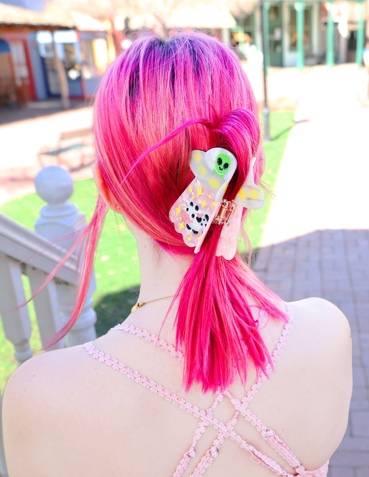 Alien UFO Hair Claw