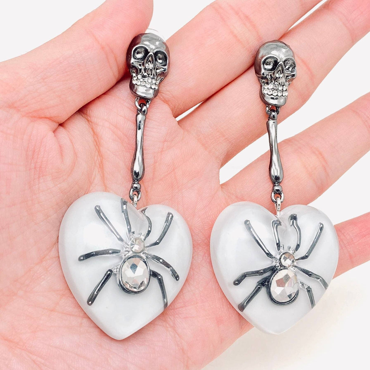 Gothic Spider Heart Shaped Charm Skull Post Earrings - GT