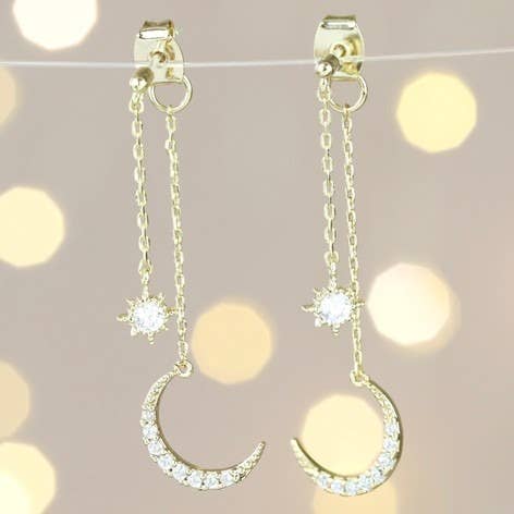 Moon + Stars Dangly Earrings In Gold